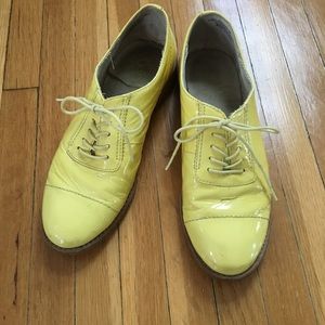 lemon yellow Gap oxfords size 9
